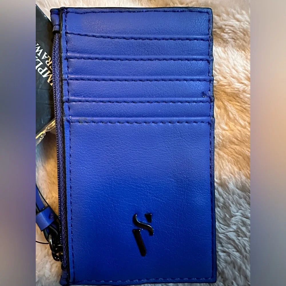 NWT- Simply Vera Vera Wang Amboy‎ Wallet in Ives Blue